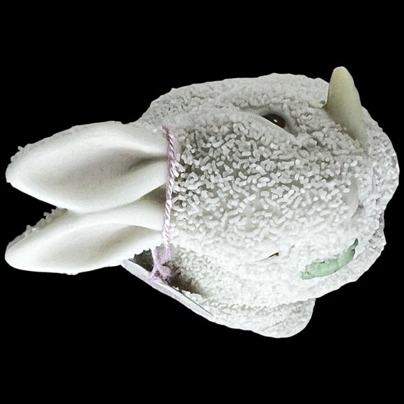 1996 Snowbabies Dept 56 Bunny Rabbit Figurine Vintage Easter Carrot Hand Painted - Picture 9 of 10